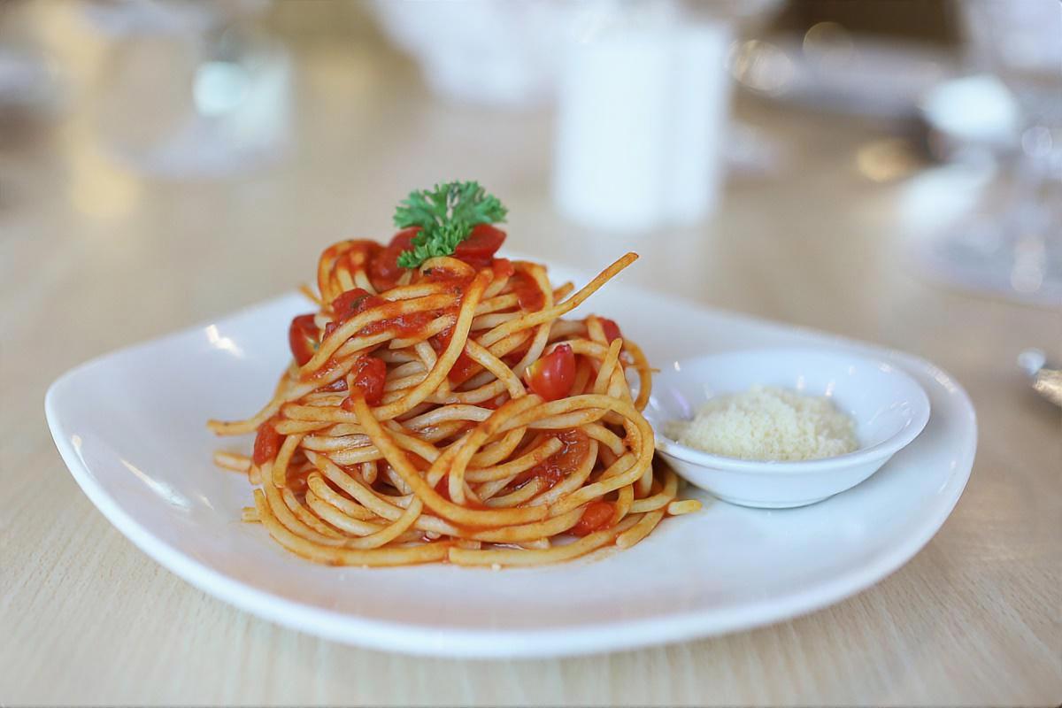 トマトとツナのスパゲッティ