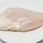【ゲンキの時間】鶏むね肉をジューシーに焼く方法を紹介!佐藤月彦さんのレシピ