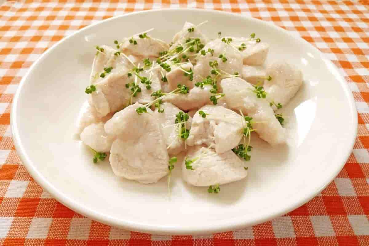 【ヒルナンデス】鶏むね肉de甘辛ごまスティックチキンの作り方を紹介!あみんさんのレシピ