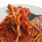 【ボクを食べないキミへ】リュウジさんのレシピ!セロリのトマトパスタの作り方を紹介!
