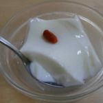 【まる得マガジン】杏仁豆腐の作り方を紹介!松本薫さんのレシピ