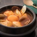 【きょうの料理ビギナーズ】小松菜とあさりのチゲの作り方を紹介!夏梅美智子さんのレシピ