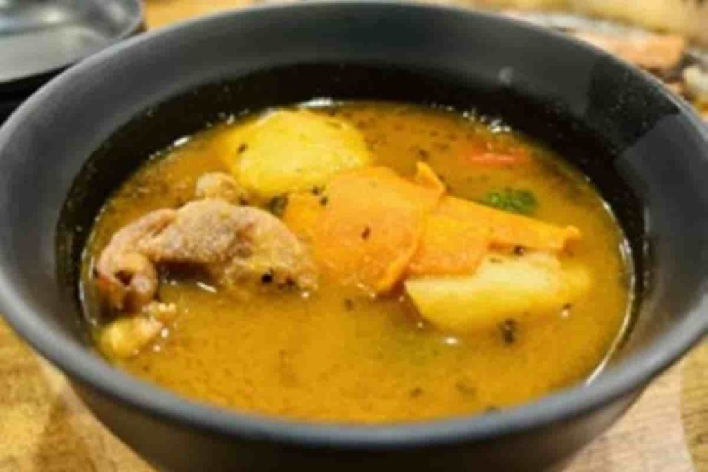 豚肉と大根のカレースープ