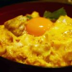 【きょうの料理ビギナーズ】レンジで親子丼の作り方を紹介!きじまりゅうたさんのレシピ