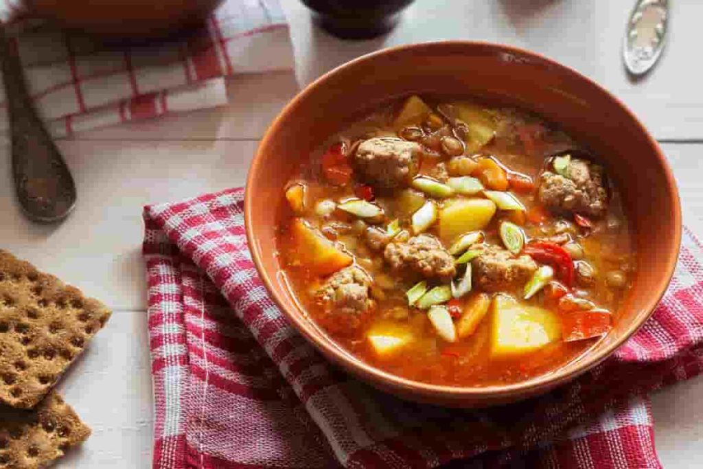 豚と野菜と豆のスープ